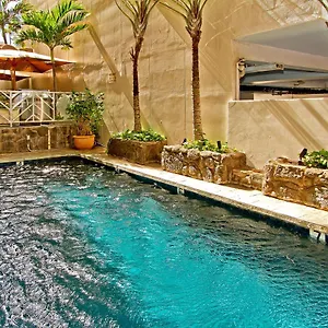 The Equus 3* Honolulu